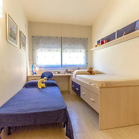 House With 3 Bedrooms In Tarragona, With Pool Access, Enclosed Garden Apartment *